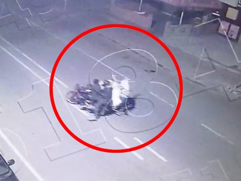 Konya’da milli basketbolcuya hırsız şoku! Üç tekerlekliye yükleyip götürmüşler 3